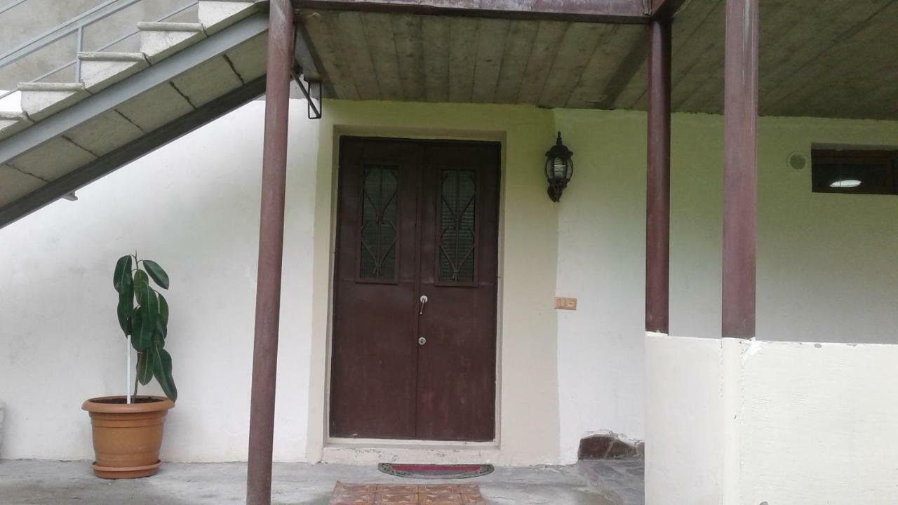 Mti House 호텔 Kvesheti 외부 사진